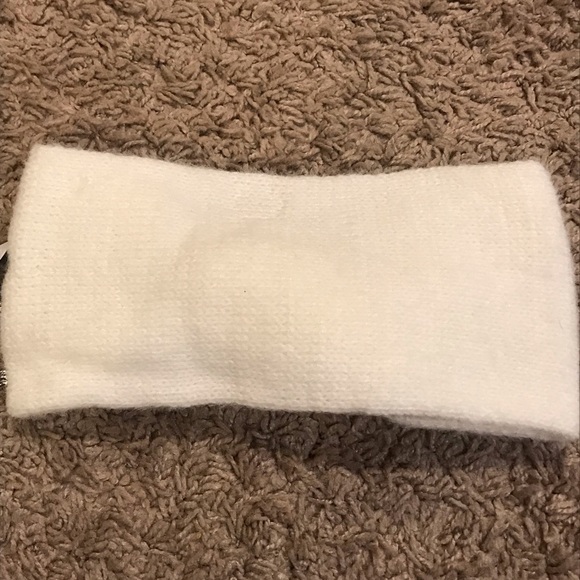 NEW Designer Bow Rhinestone Crystal Knit Soft Hair Headband Ear Muffs White - Picture 3 of 3